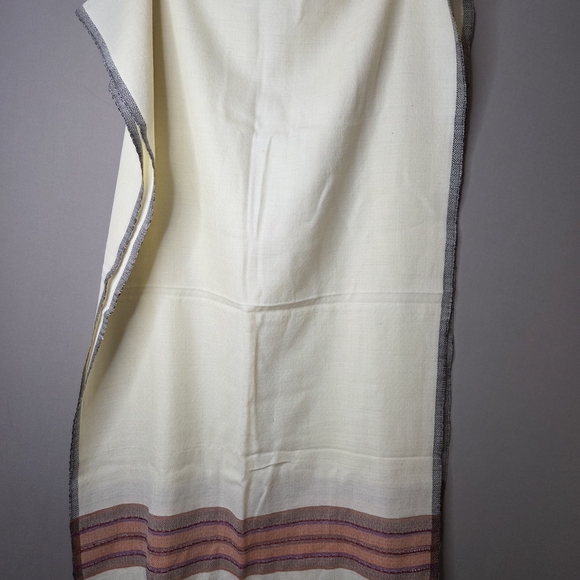 Bhuttico Hand Loom Wool Cream and Purple Orange Fringed Scarf - Picture 6 of 7